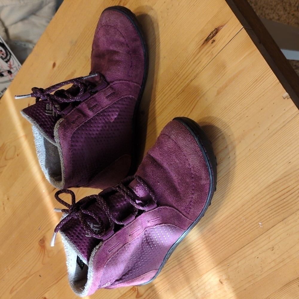 Columbia MINX Nocca Booties - The Ultimate Choice for Sleek and Waterproof Style